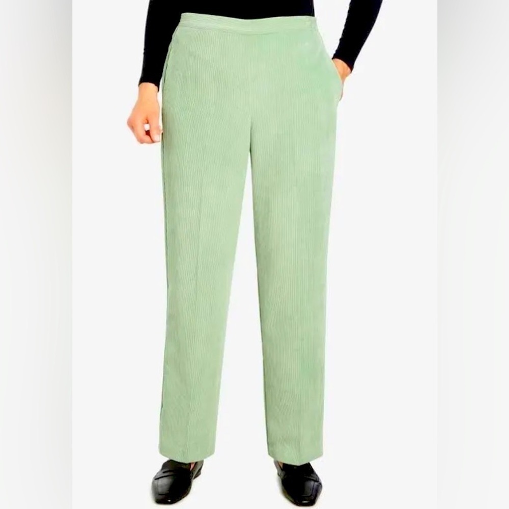 Alfred Dunner Pale Green Corduroy Classic Pull On Classic Fit Pants Size 16W